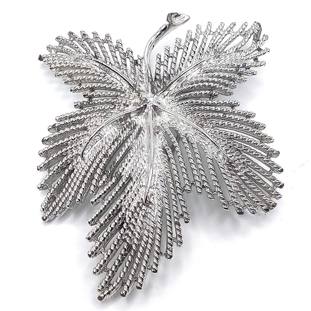 Vintage Sarah Coventry Silver-Tone Textured Maple Leaf Brooch Pin 2.75" Jewelry